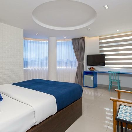Chill Box Premier- Beach Hotel Da Nang Exterior photo