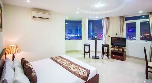 Chill Box Premier- Beach Hotel Da Nang Exterior photo